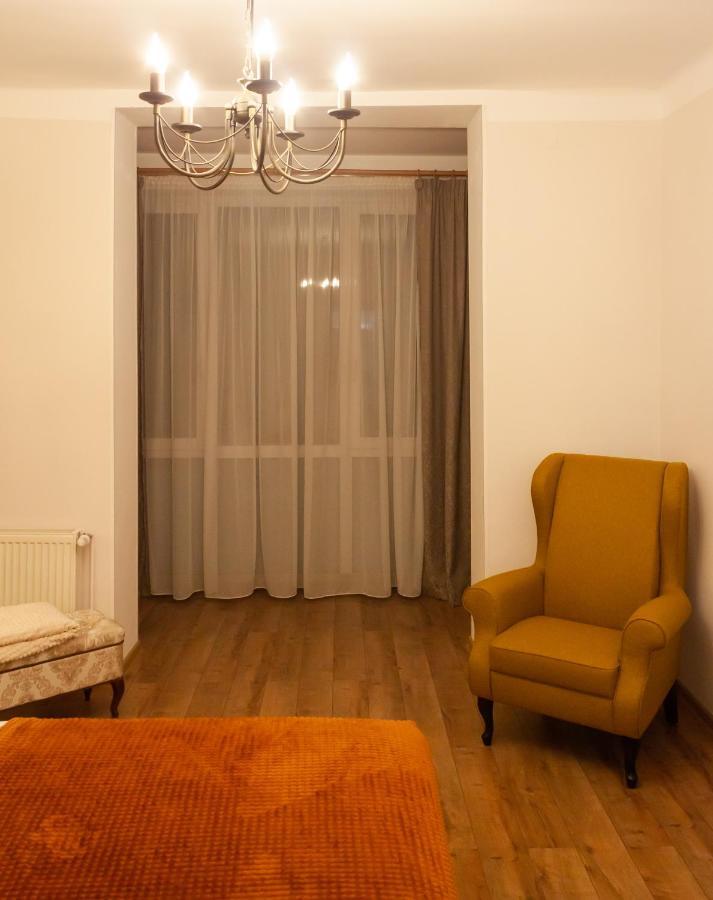 Cozy Family Apartments Brasov Luaran gambar